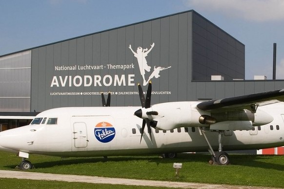 Voorkant Aviodrome
